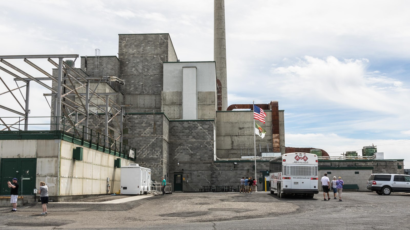 b reactor tours